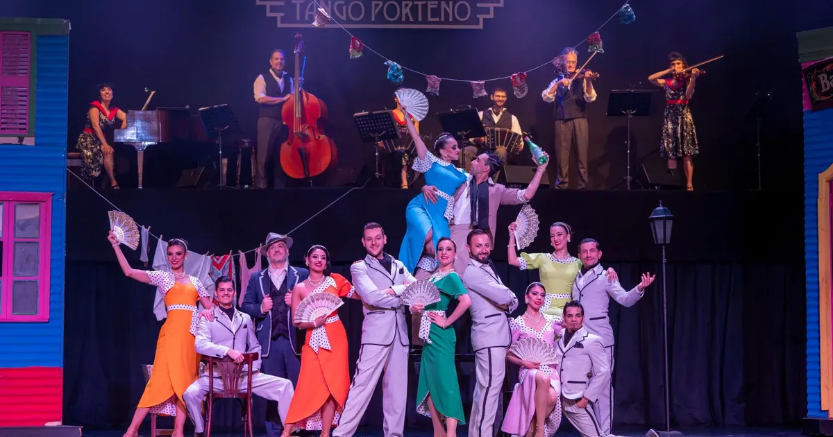 The Tango Porteño cast and orchestra on stage in the former MGM cinema near the Obelisk, Buenos Aires